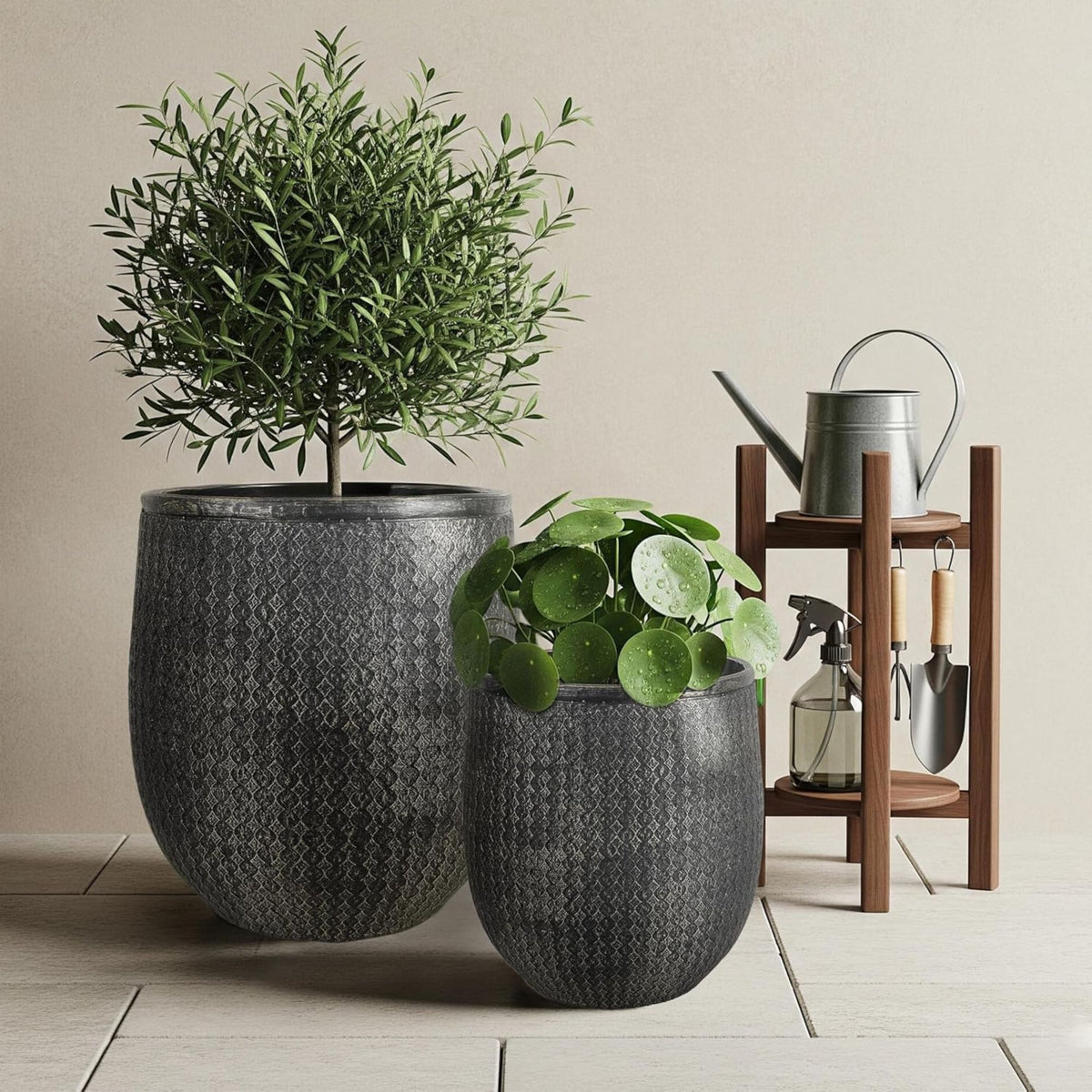 Worth 12" Round Planter, Lightweight Magnesium Oxide Cement Plant Pot (Open Box)