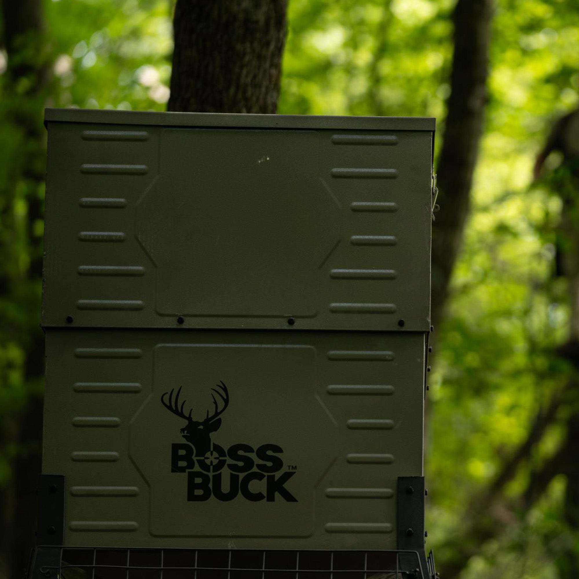 Boss Buck Stand & Fill Sled Feeder with Evolution Spin Plate, 300 Pound Capacity - VMInnovations
