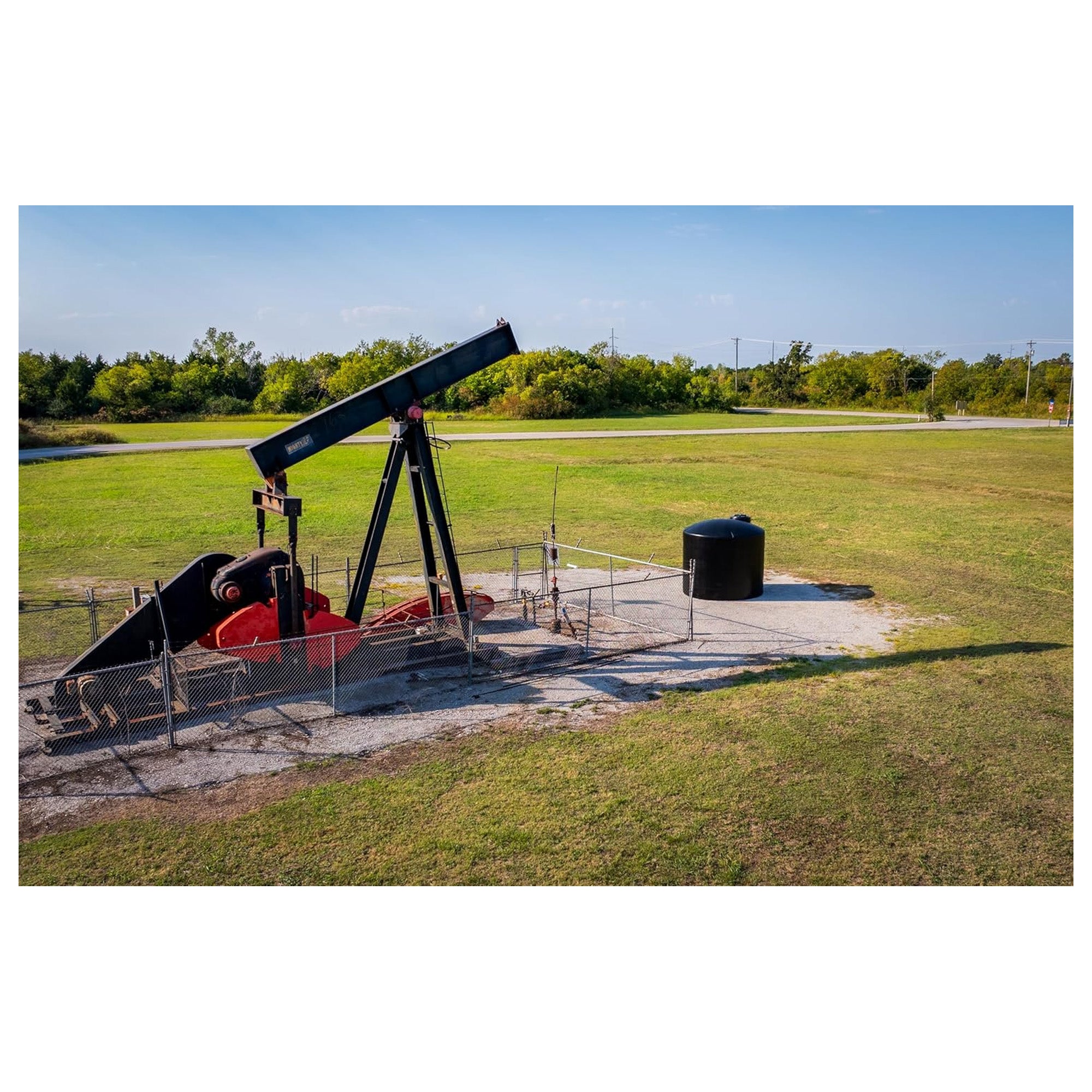 Norwesco Vertical Above-Ground Water Storage Tank, 2500 Gallon Capacity, Black