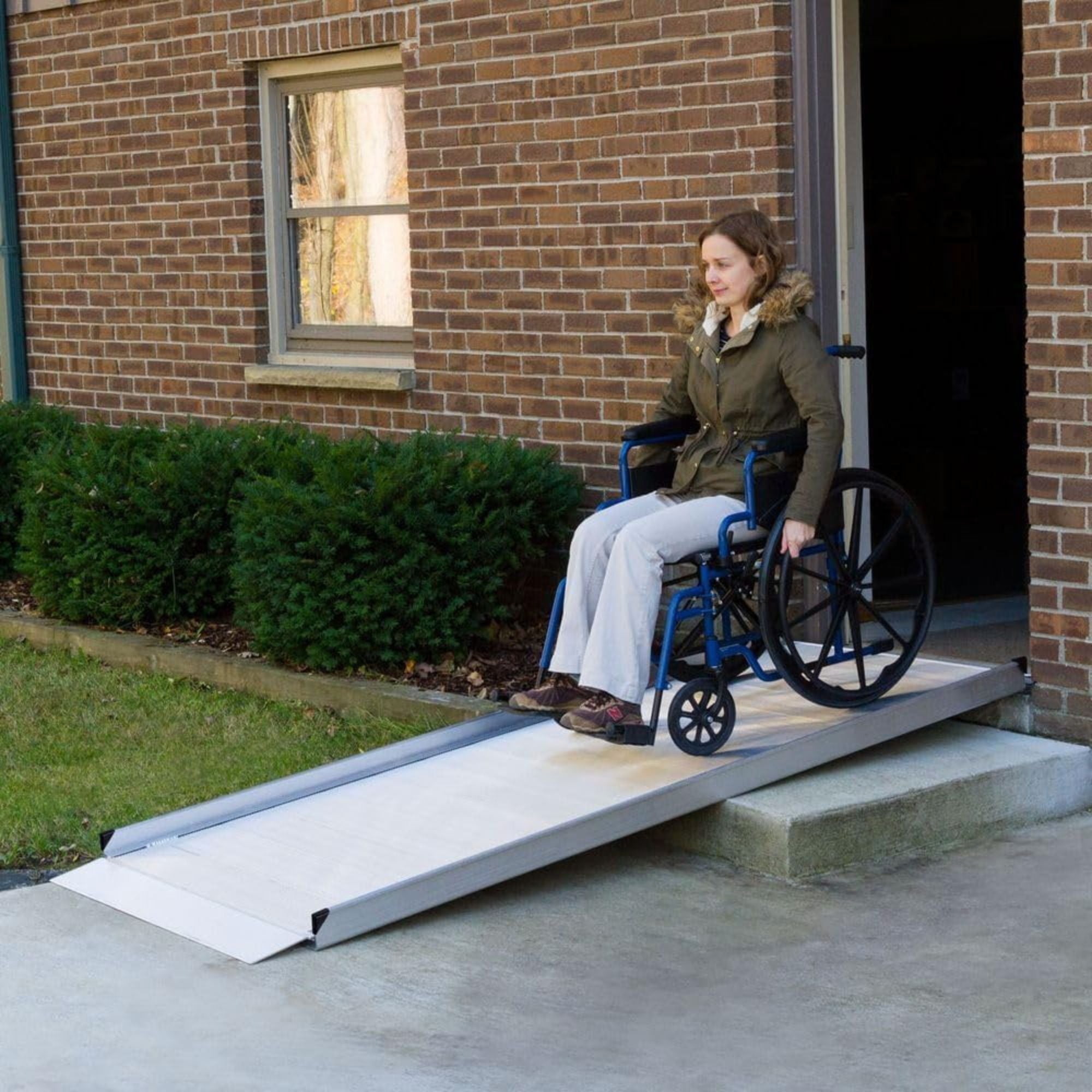 Silver Spring 3' Portable Wheelchair Ramp for Home Steps w/850 lbs Cap(Open Box) - VMInnovations