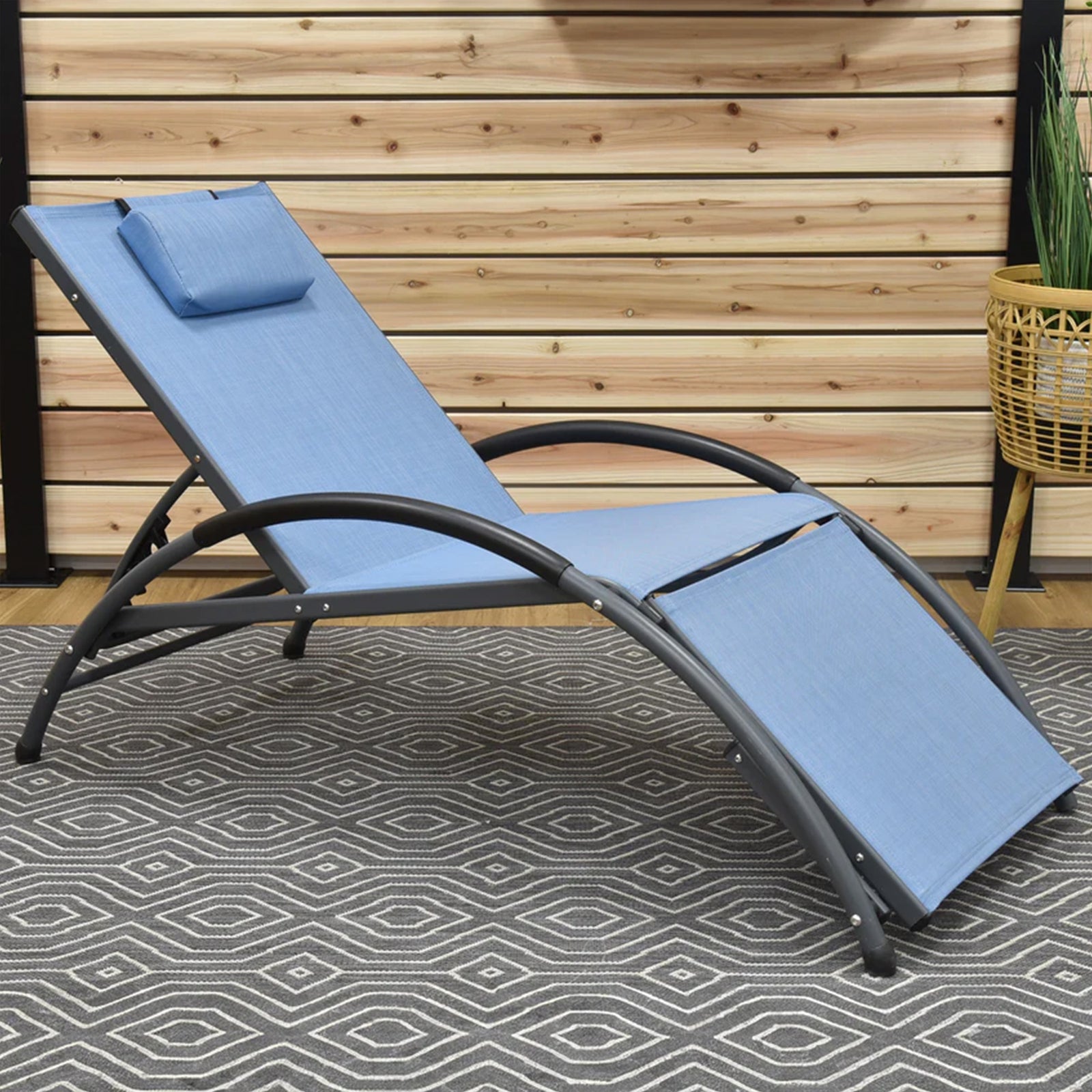 Vivere Aluminum Reclining Dockside Sun Lounger for Patio & Pool, Cape Cod - VMInnovations