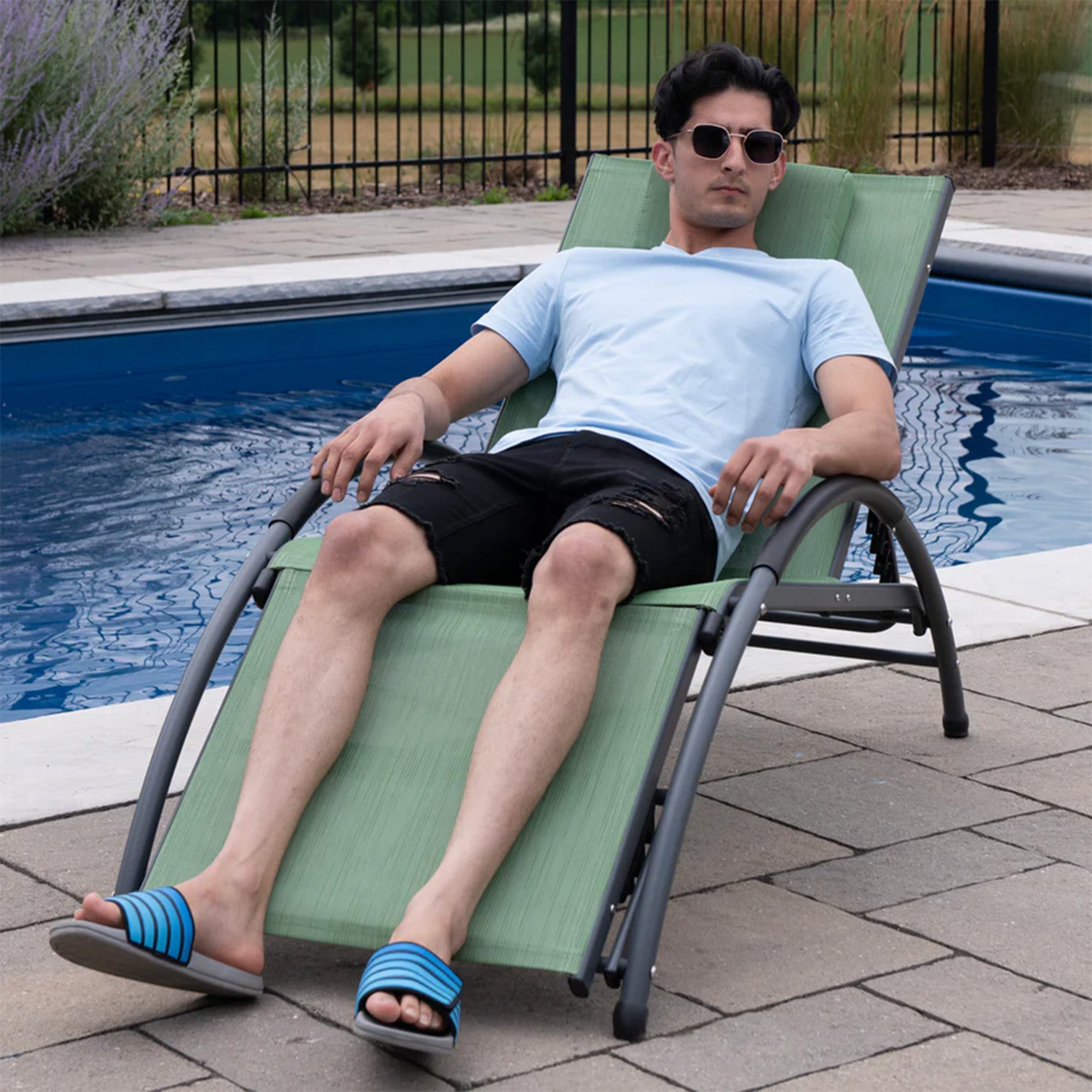 Vivere Aluminum Reclining Dockside Sun Lounger for Patio & Pool, Olive Green - VMInnovations