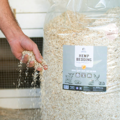 Premium Poultry 2 Pack Hemp Bedding Absorbent Chicken Coop Substrate, 22.5 Lb