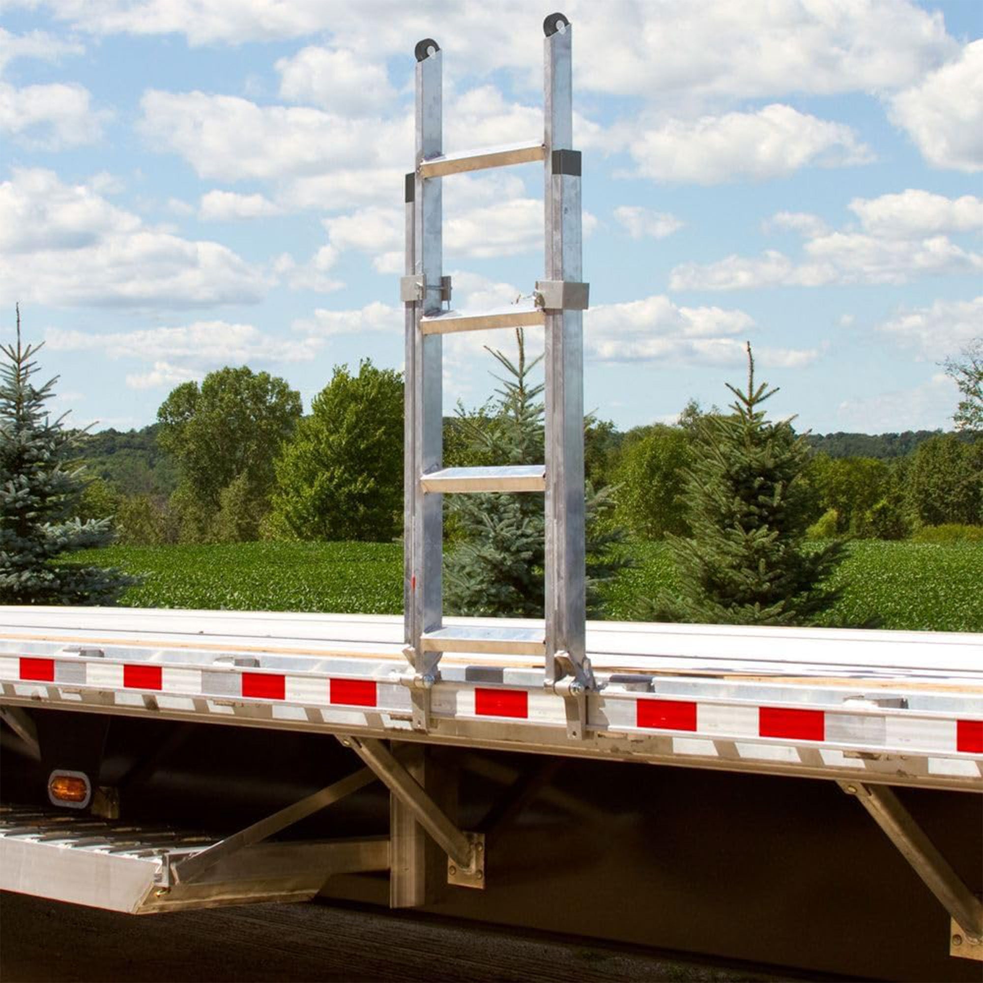 HD Ramps EZ Deck Step 48" Step Ladder for Trailer, 28" to 42" Deck Height - VMInnovations