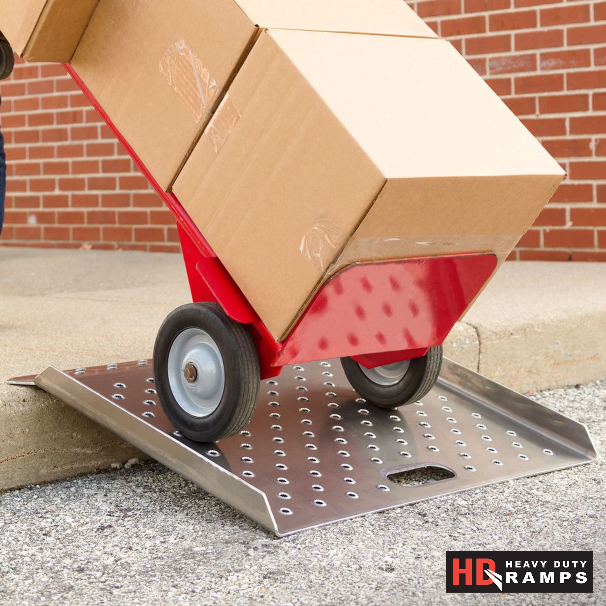 Guardian 20" x 20" Aluminum Curb Ramp, Portable and Heavy Duty, 750Lb (Open Box) - VMInnovations