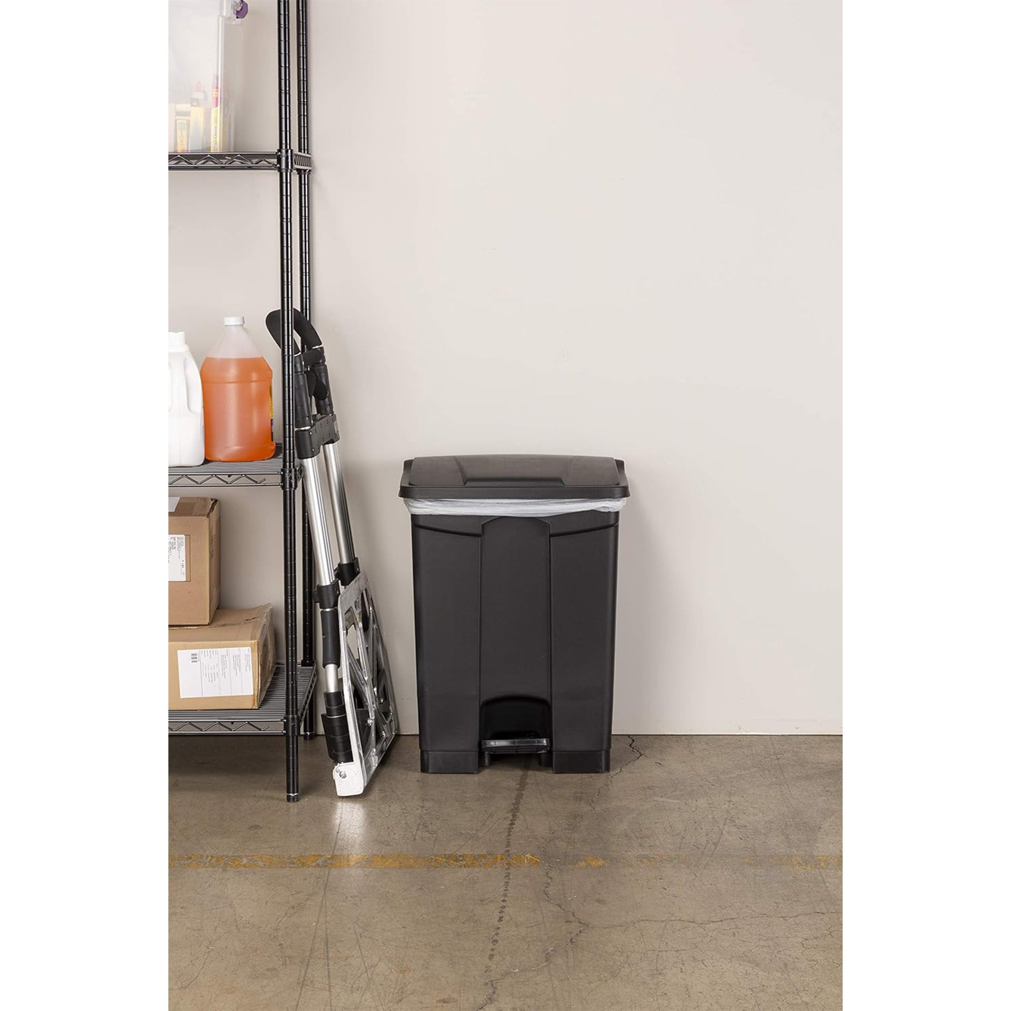 Step On Trash Can w/Foot Pedal, 23 Gal Plastic Hands Free Waste Bin (Open Box) - VMInnovations