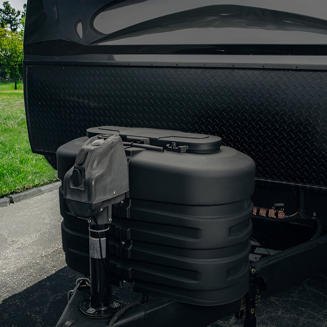 Camco Dual Propane Tank Cover for Campers or RVs, Fits 2 20 Pound Steel Tanks - VMInnovations
