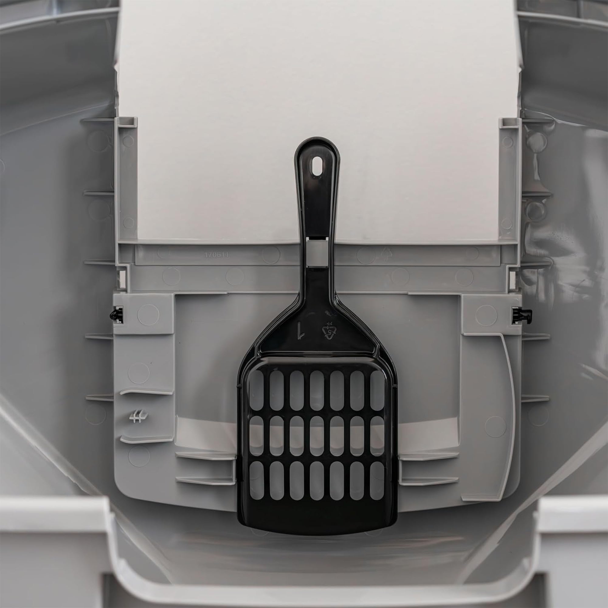Litter Genie Covered Corner Cat Litter Box w/ Front Door Flap, Scoop w/ Handles - VMInnovations