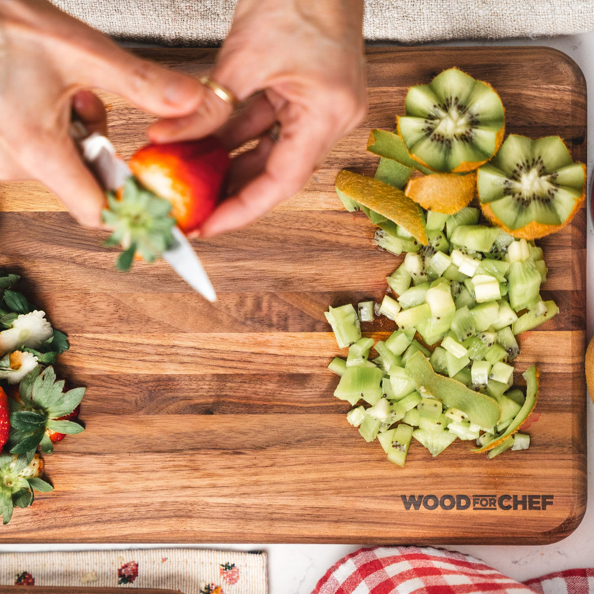 WoodForChef Mizu Maple Edge Grain Cutting Board for Kitchen, 16" x 10" x 1.10" (Open Box)
