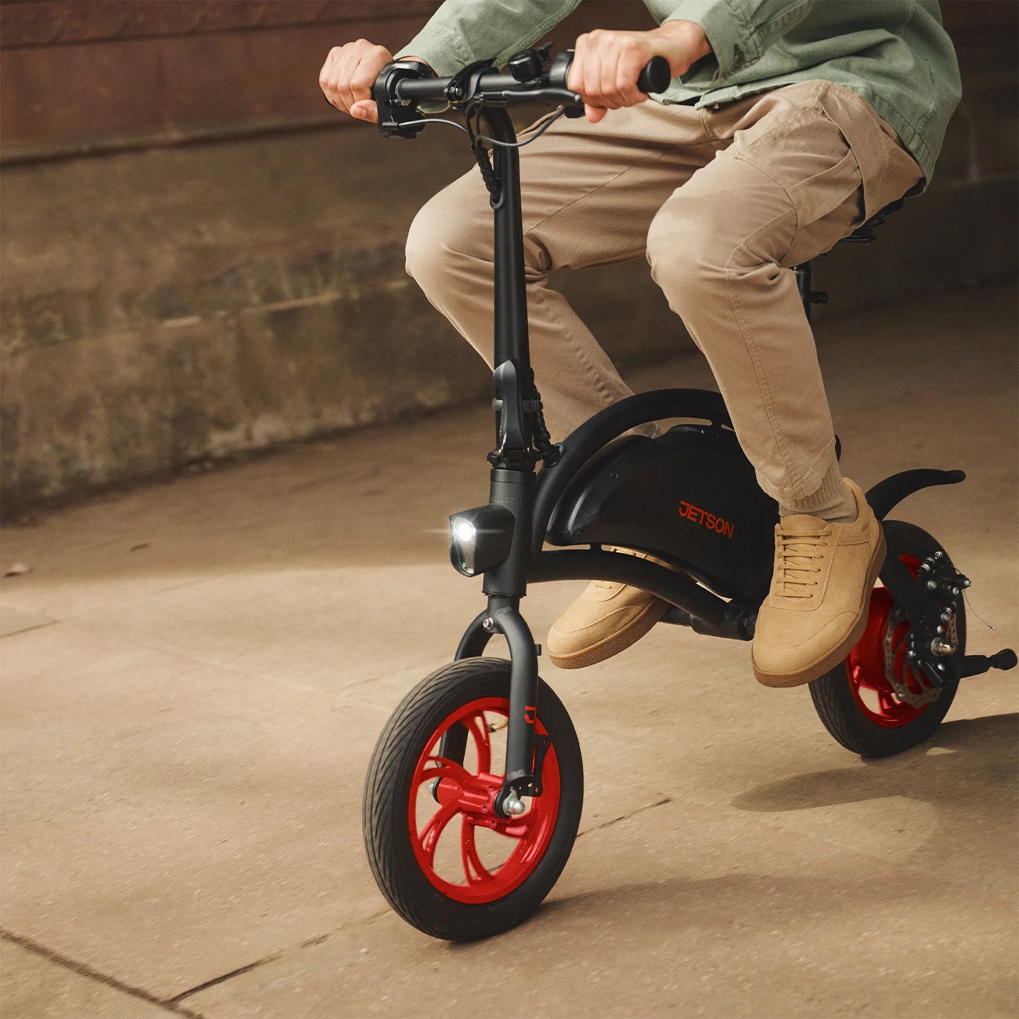 Jetson Bolt Compact Electric Ride-On with Cruise Control and Handle, Black