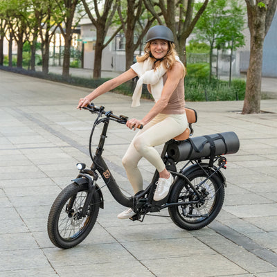 Jetson Venture Foldable Electric Cruiser Bike with Twist Throttle, Black