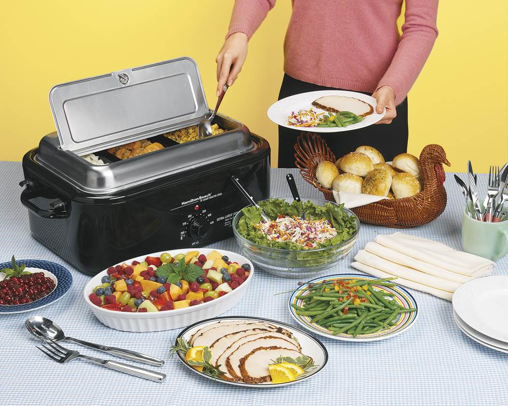 Hamilton Beach 18 Quart Roaster Oven W/Stainless Steel Lid & Pans - Open Box