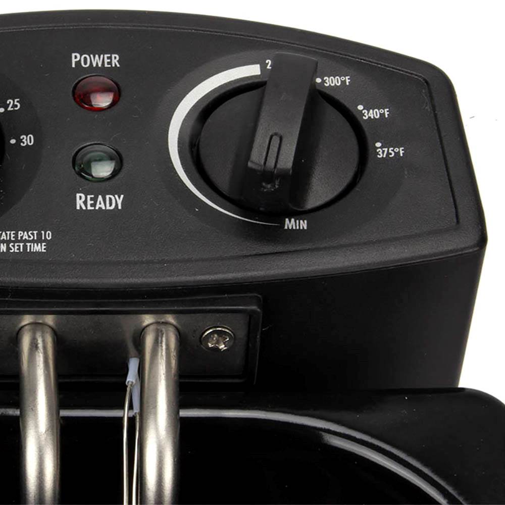 Hamilton Beach 8 Cup Fast Cooking Stainless Steel Deep Fryer with Lid | 35200