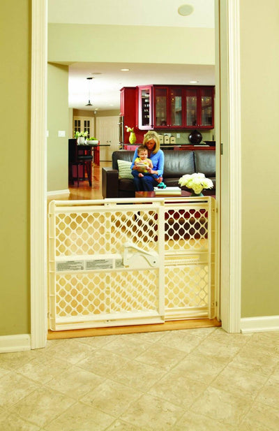 North States Supergate Ergo Baby/Child Safety Pet Gate - Ivory - Lightly Used