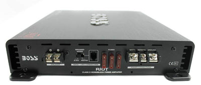 BOSS R3400D Riot 3400W MonoD Car Audio Power Amplifier+Remote + 4 Gauge Amp Kit