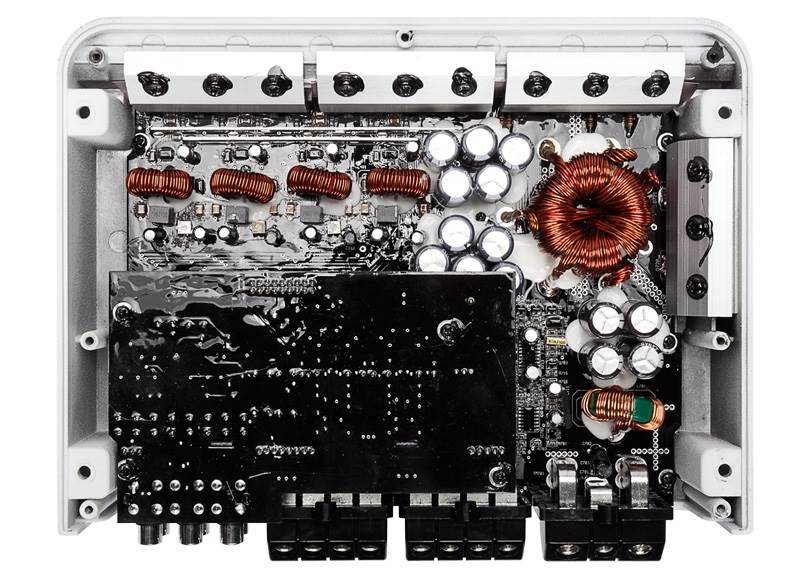 Rockford Fosgate 400 Watt 4-Channel Full-Range Class-D Amplifier Amp (Open Box)