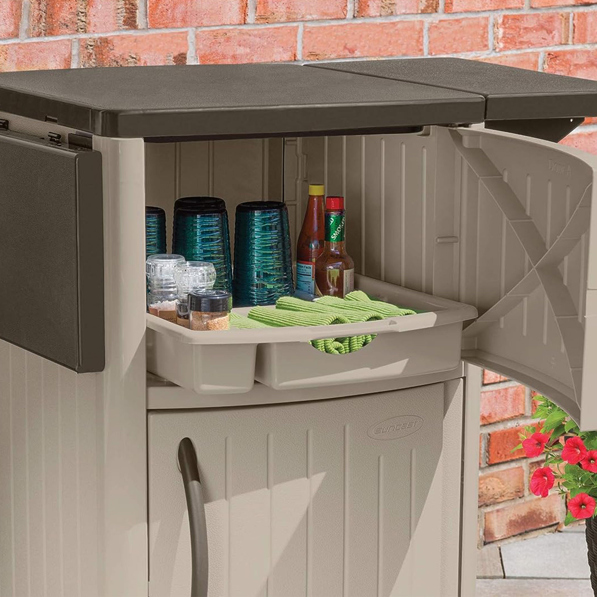 Suncast DCP2000 Outdoor Patio Prep Serving Station Table & Cabinet (Open Box)