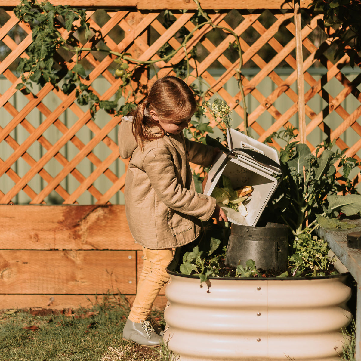 Tumbleweed Worm Feast Garden Farm Recycle Organic Waste Composter (For Parts)
