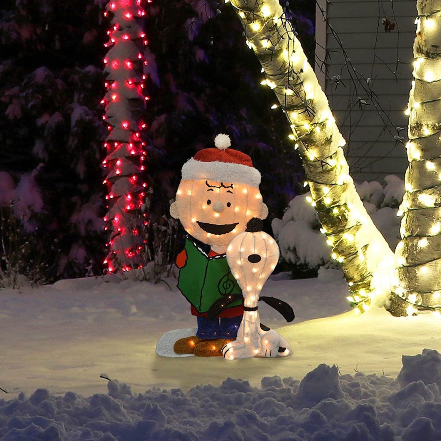 ProductWorks Peanuts Charlie Brown & Snoopy on The Mailbox Christmas Decorations - VMInnovations