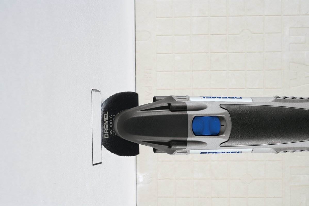 Dremel Multi-Max MM20 Powerful 2.3 Amp 120 Volt Oscillating Tool Kit - Open Box