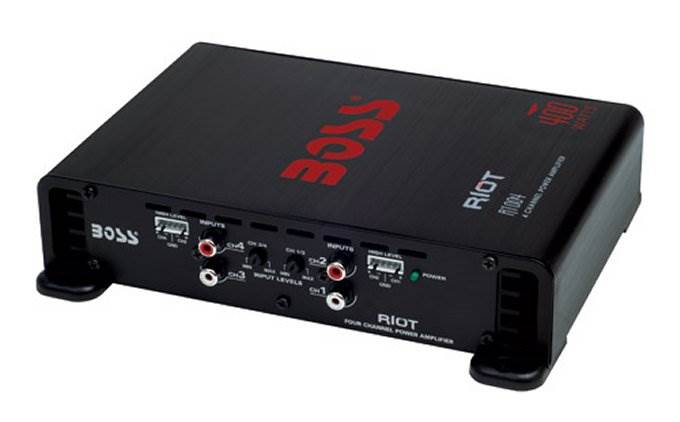 BOSS Audio R1004 Riot 400W 4 Channel Car Power Amplifier Mosfet w/ 8 Ga Amp Kit