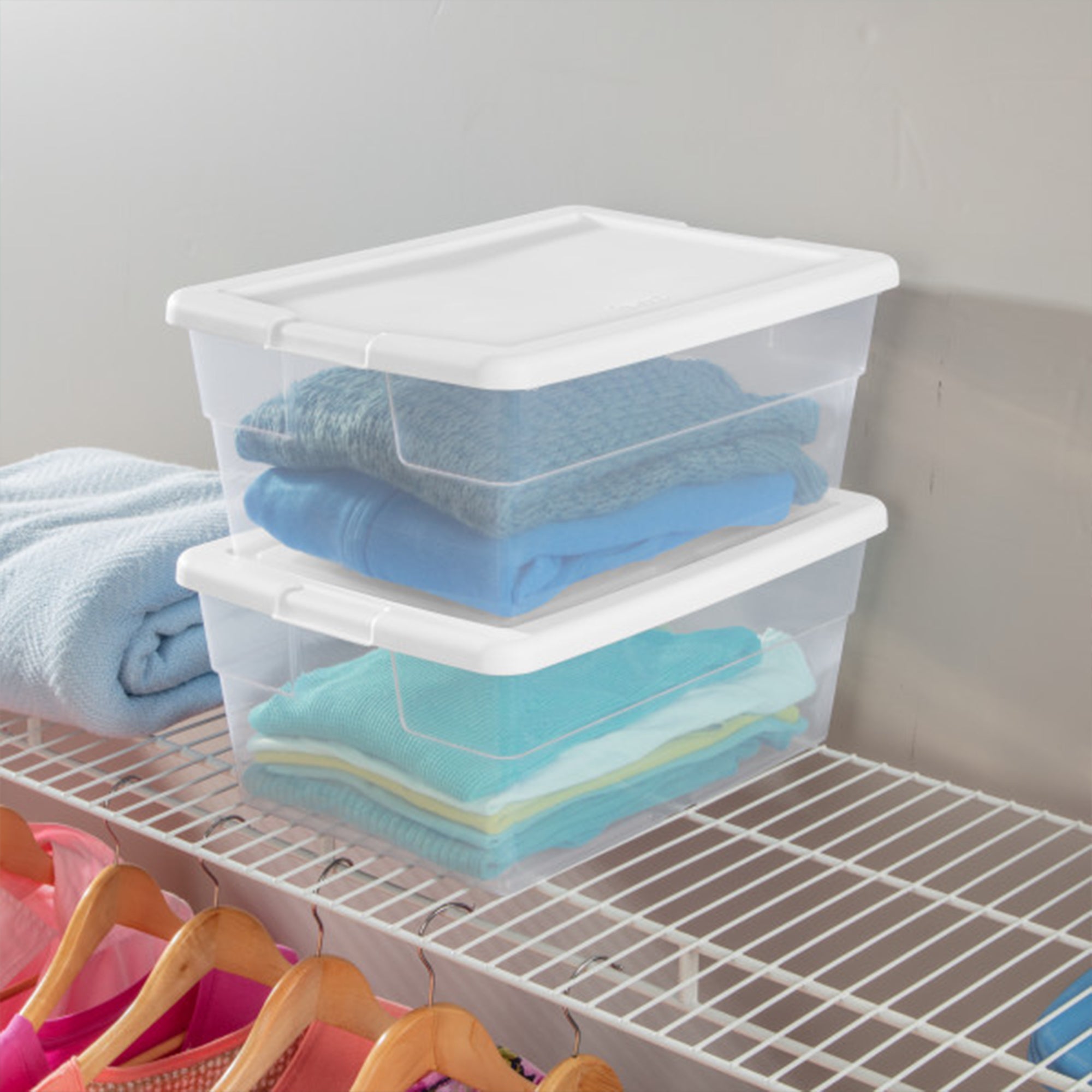 Sterilite 16 Quart Storage Sweater Tote Box Container Tub (Open Box)
