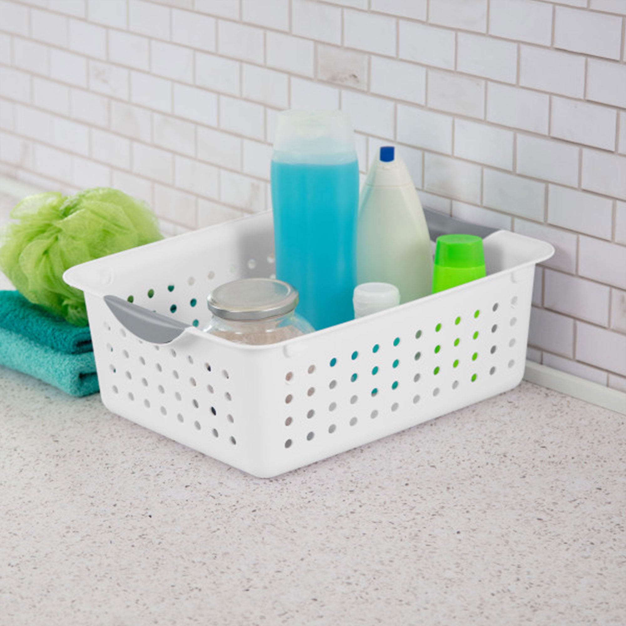 Sterilite Medium Ultra Plastic Storage Baskets, White (Open Box) (6 Pack)