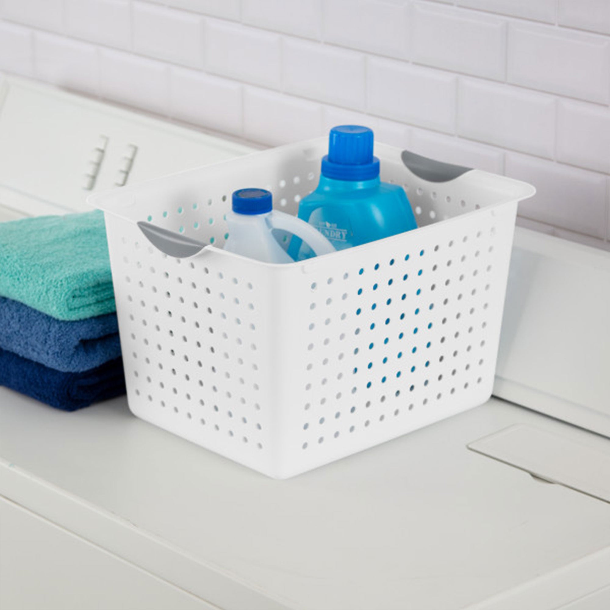Sterilite Deep Ultra Plastic Storage Bin Baskets with Handles, White, 24 Pack - VMInnovations