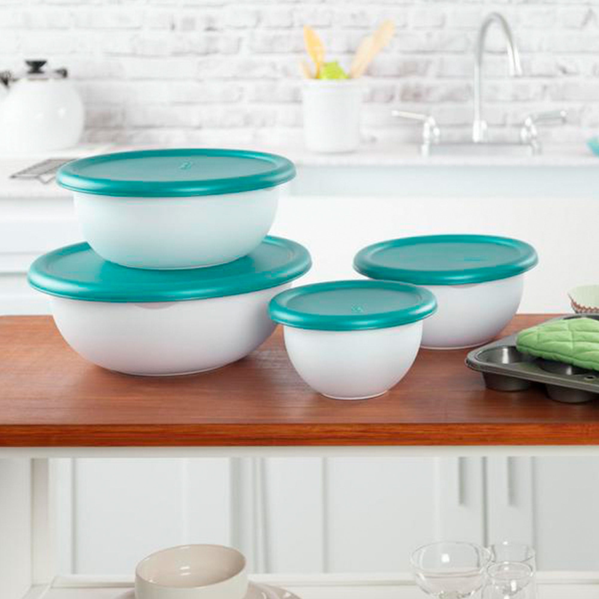 Sterilite 8-Piece Covered Bowl Set, 4 Plastic Bowls Ranging in Size, 6 Pack - VMInnovations