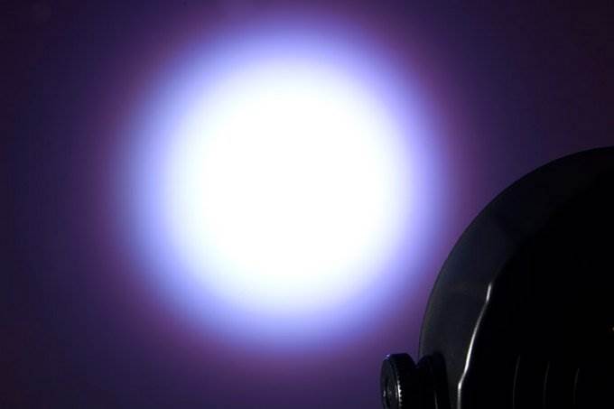 (4) Chauvet SlimPar 64 LED Slim Par Can Pro DJ RGB Light Effects + Case + Cables