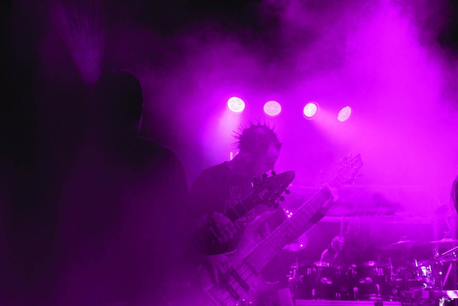 CHAUVET Hurricane H1301 Pro Fog/Smoke Machine + 1 Gallon FJU Fog Fluid & Remote - VMInnovations