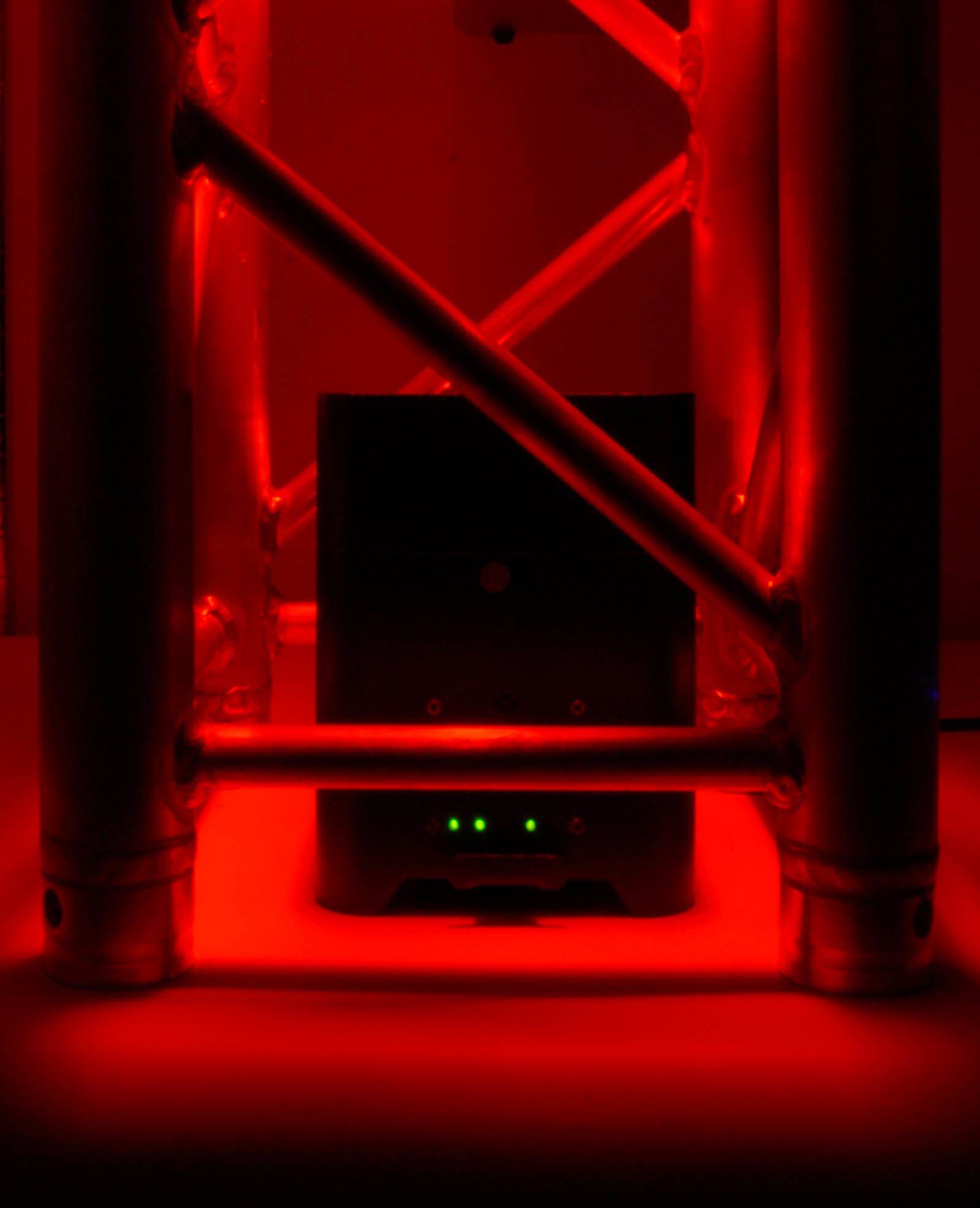 NEW! CHAUVET EZWedge Tri DJ Tri-Color Dimmable LED Light Effect w/ IRC Remote - VMInnovations