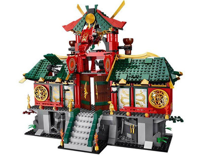 LEGO® NINJAGO® Battle for Ninjago City and Temple with 8 minifigures | 70728