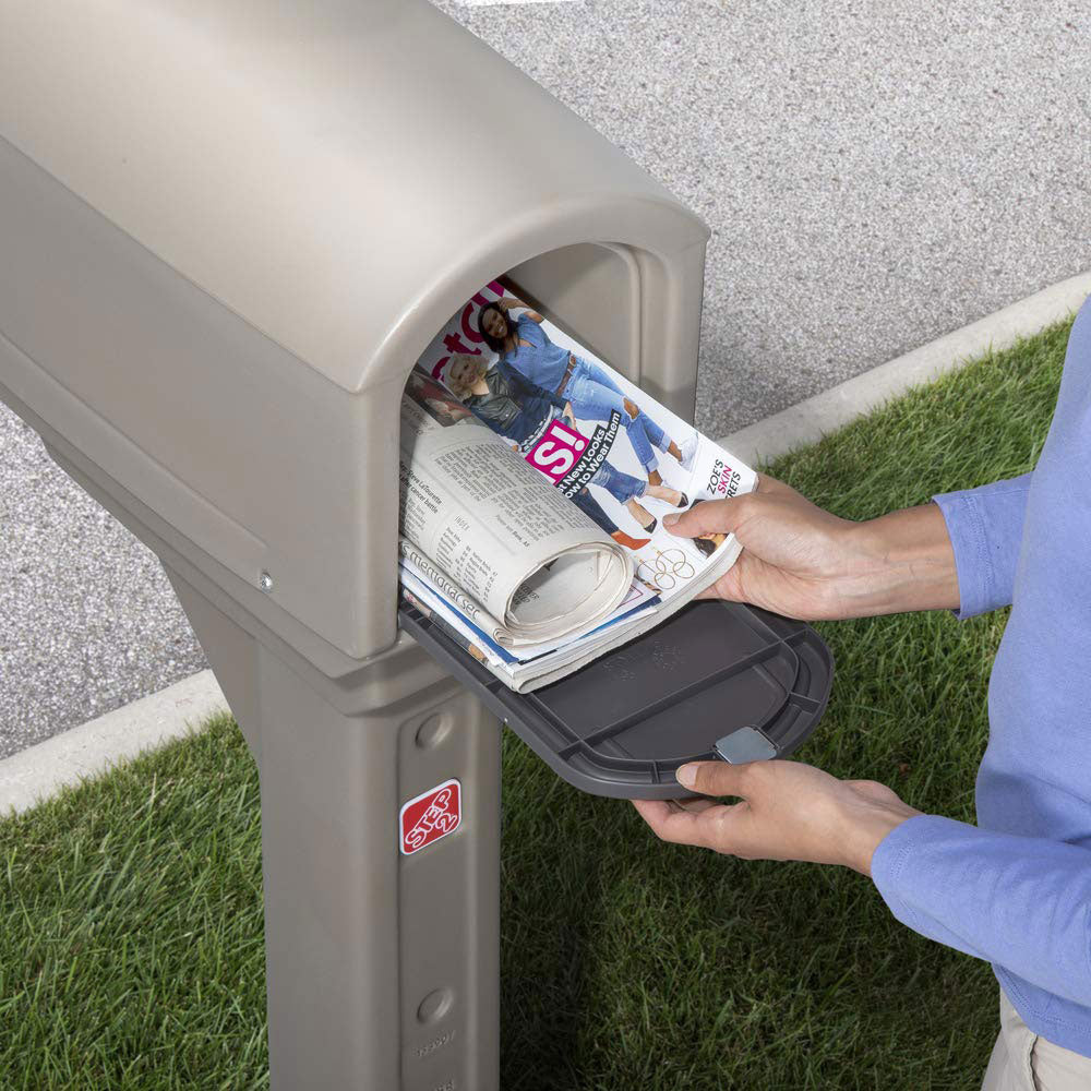 Step2 MailMaster Express Molded Plastic Modern Elegant Simple Mailbox, Gray