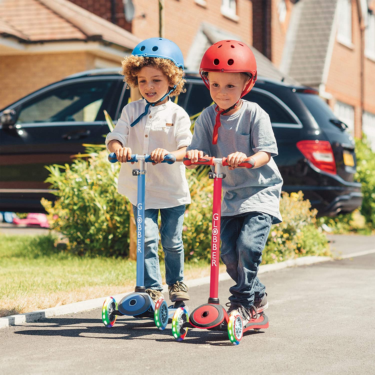 Globber V2 3-Wheel Kids Kick Scooter with LED Light Up Wheels (Open Box)