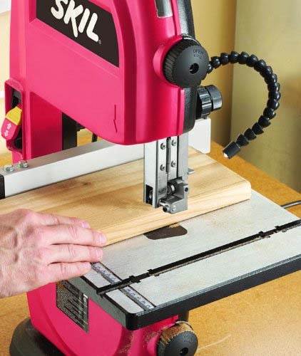 3386-01 2.5-Amp 9-Inch Band Saw, Included Articulating LED Worklight (Damaged)