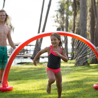 Wham-O Inflatable Outdoor Water Giggle ‘N Splash Rainbow Arch Sprinkler (Used)