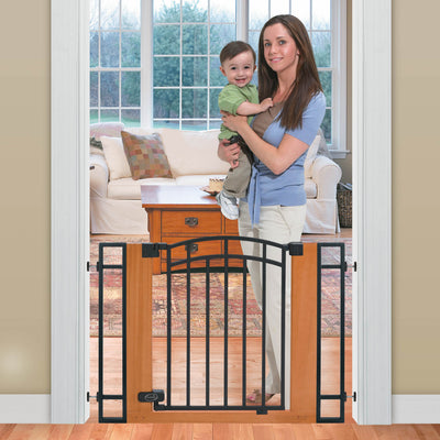 Summer Infant Wood and Metal Walk-Thru Pressure Mount Baby/Pet Gate (Open Box)
