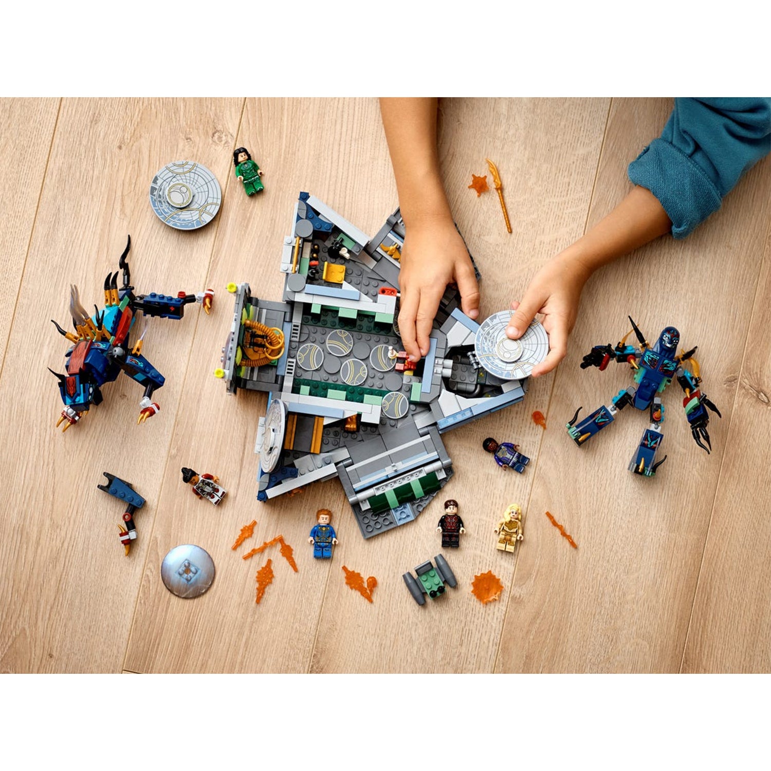 Marvel Rise of the Domo 1040 Piece Block Building Set for Ages 8 & Up (Open Box)