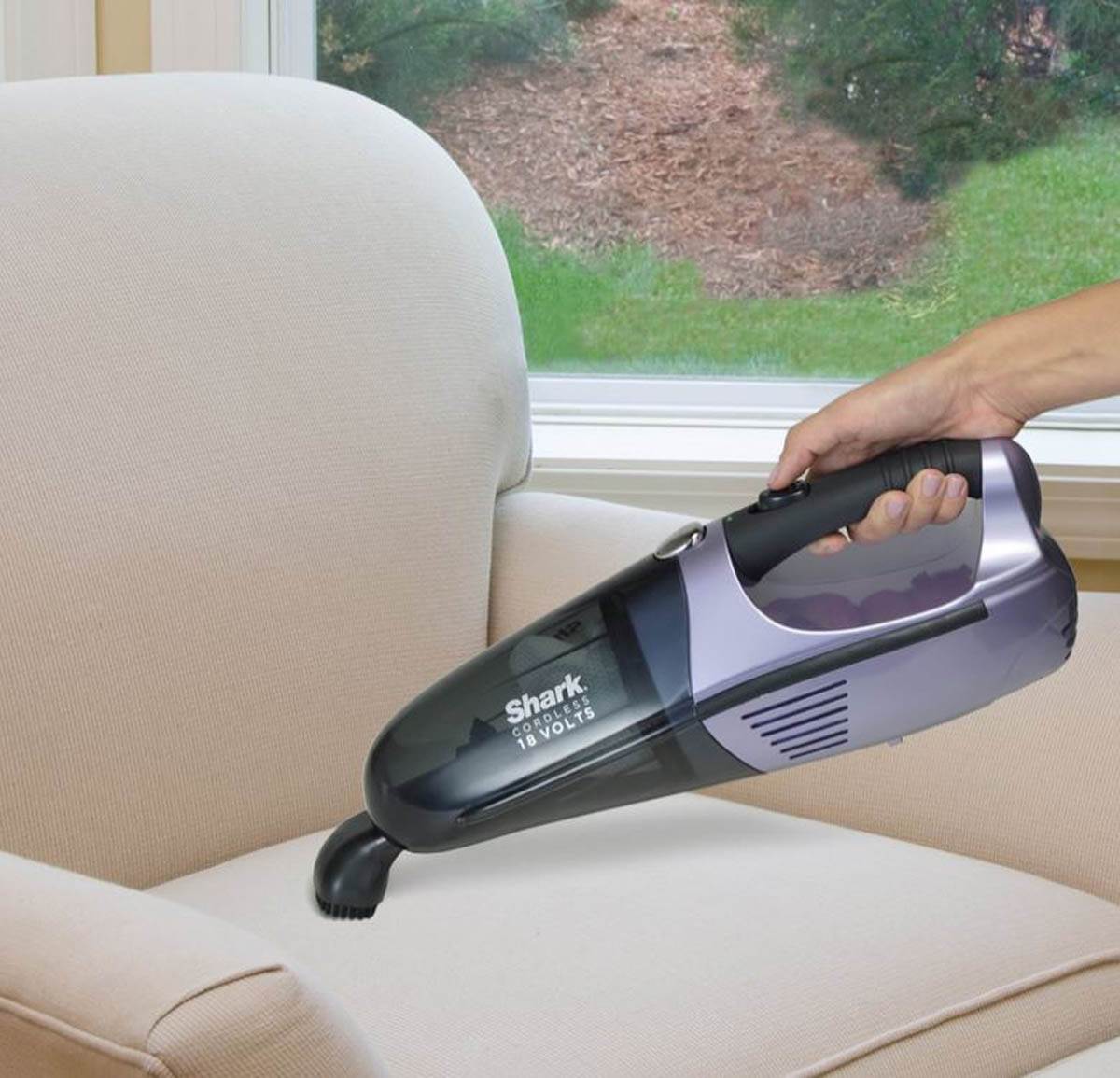 Shark Pet Perfect II 18 V Rechargeable Handheld Portable Vacuum Cleaner-Open Box
