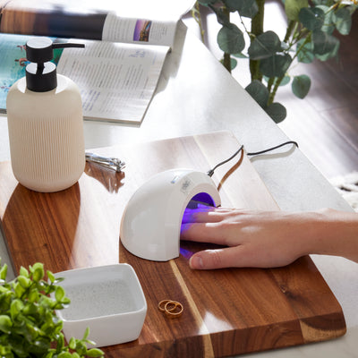 Gelish Nail Curing LED Lamp, Basix Polish Starter Kit, & Mini Winter Sing 2 Set