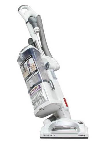 Shark Navigator NV370 LiftAway Professional Upright Bagless Vacuum (Used)