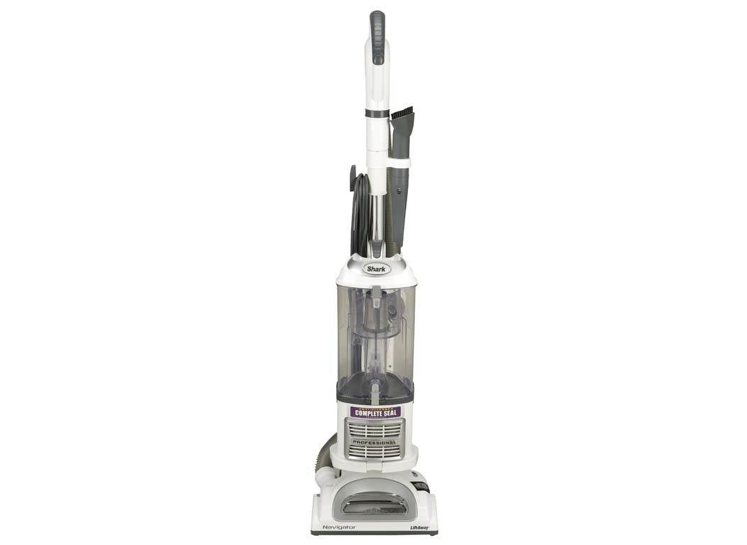 Shark Navigator Lift-Away Professional Vacuum | NV370 (For Parts)