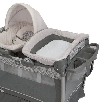 Graco Pack 'n Play Playard  with Nuzzle Nest Sway Seat, Finland (Open Box)