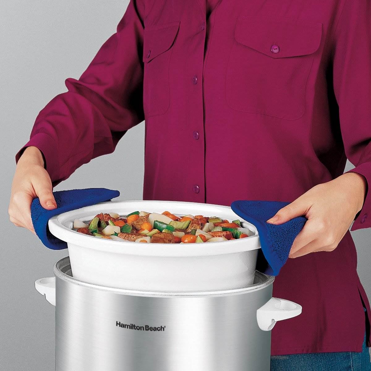 Hamilton Beach 4-Quart Oval Kitchen Countertop Slow Cooker, Silver (Open Box)