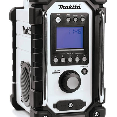 Makita XRM02W 18V Lithium-Ion MP3 Compatible Radio & 1820 Batteries and Charger