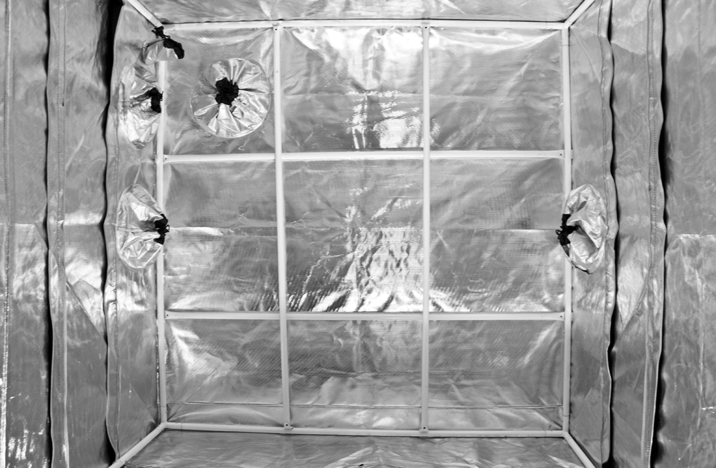 Gorilla Grow Tent 3' x 3' Indoor Hydroponic Greenhouse Garden Room (Open Box)
