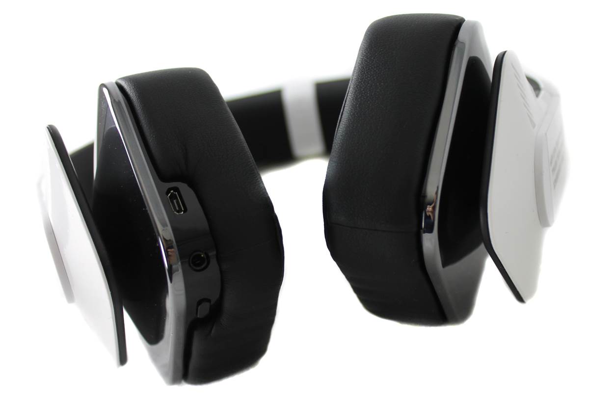 Alpine SV-H300UW Over Ear DJ Stereo MP3 iPhone Bass Headphones Stereo White