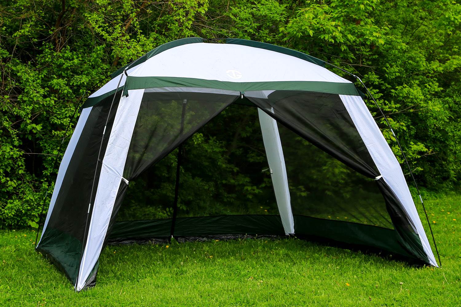 Tahoe Gear Pine Creek Screen House Outdoor Picnic Shelter (Open Box)