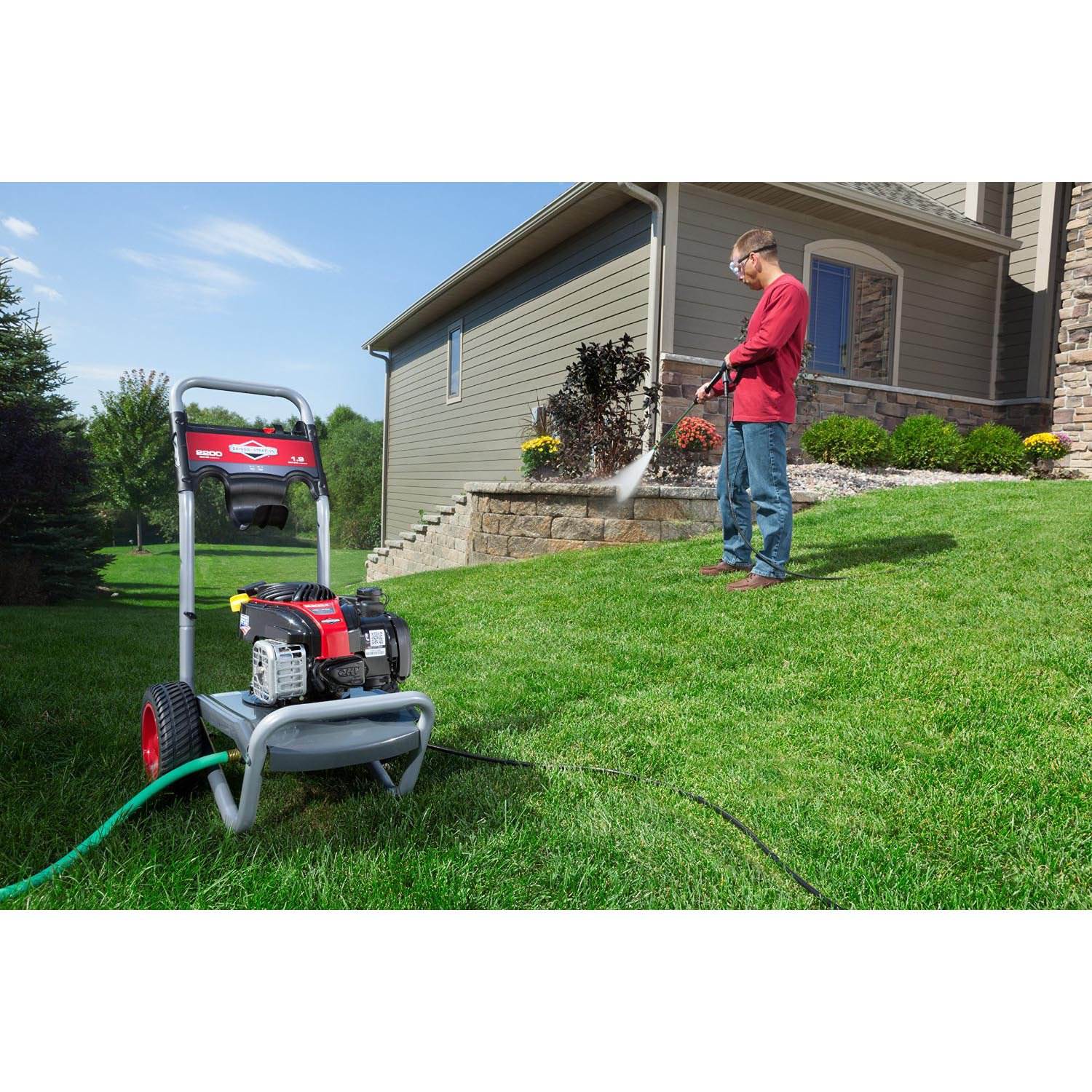Briggs & Stratton 1.9 GPM 2200 PSI Gas Pressure Washer w/ 550e OHV (For Parts)